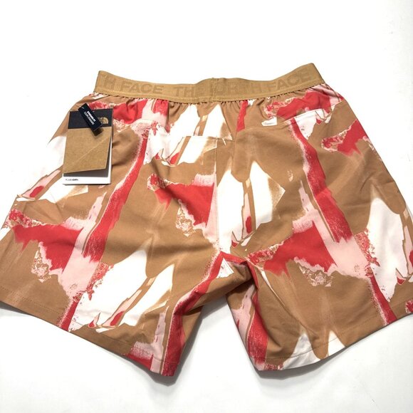 NWT THE NORTH FACE Wander Women's Abstract Print Shorts Size Small - Picture 2 of 10